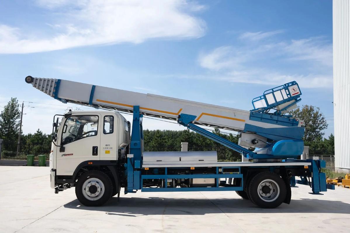 湾岭镇云梯上料车租赁费用