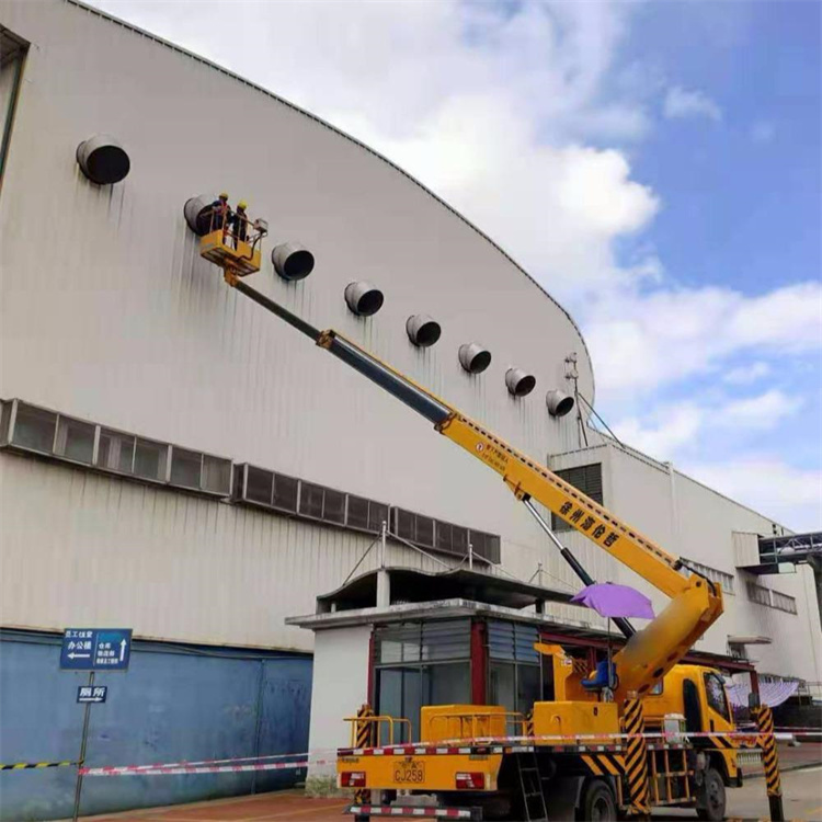 湾岭镇高空作业车出租服务：专业广告牌安装解决方案