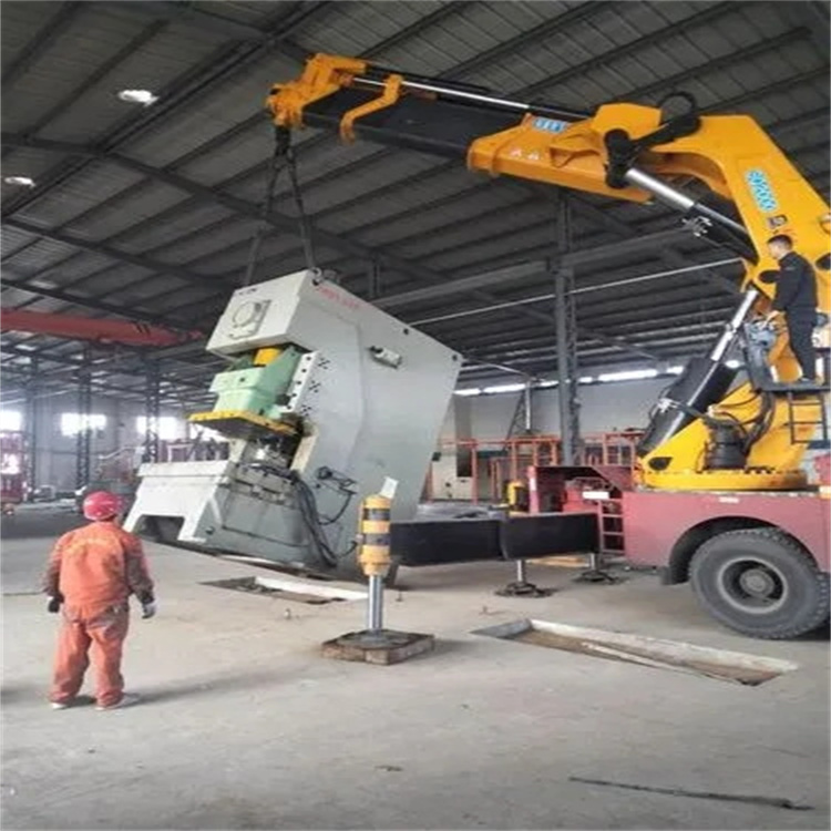 湾岭镇80吨折臂吊车出租附近电话